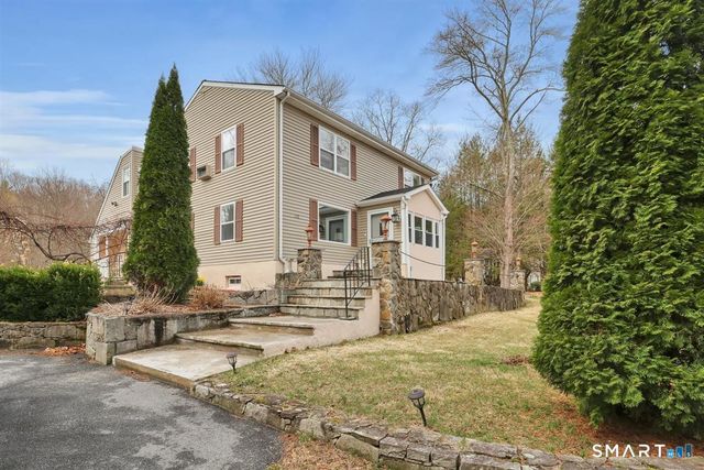 112 Weekeepeemee Road, Bethlehem, CT 06751