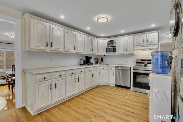 112 Weekeepeemee Road, Bethlehem, CT 06751