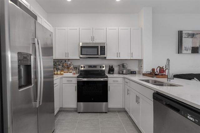 6326 WHETSTONE COURT, Palmetto, FL 34221