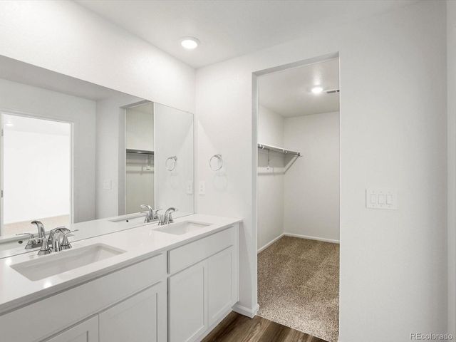 21097 E 65th Ave, Aurora, CO 80019