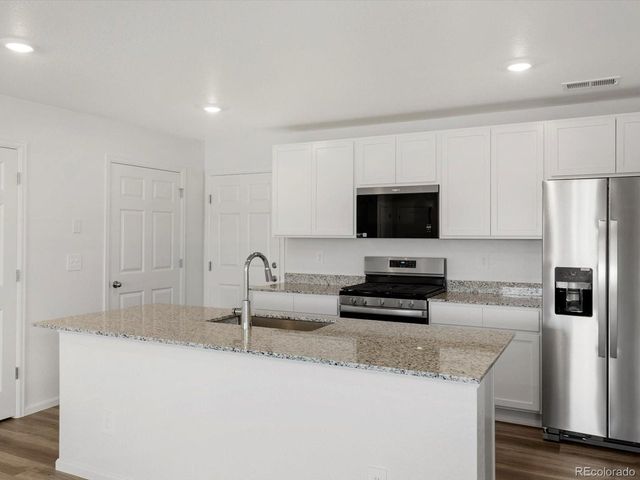 21097 E 65th Ave, Aurora, CO 80019