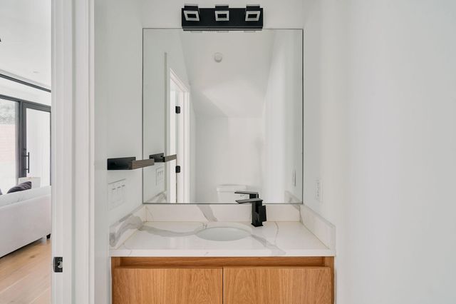 1140 Northwestern Ave 2, Austin, TX 78702