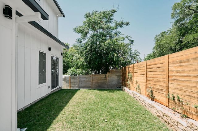 1140 Northwestern Ave 2, Austin, TX 78702