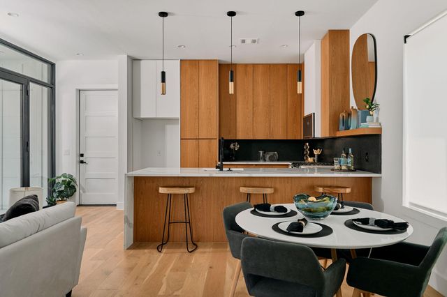 1140 Northwestern Ave 2, Austin, TX 78702