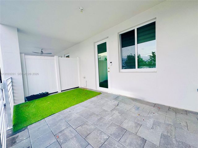 10295 NW 64th Terrace 104, Doral, FL 33178