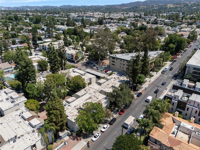 5700 Etiwanda 105, Tarzana, CA 91356