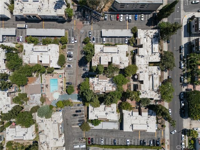 5700 Etiwanda 105, Tarzana, CA 91356