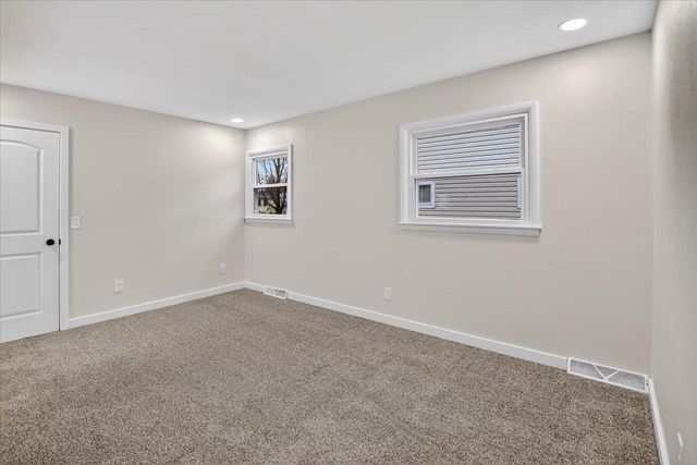 130 Buckingham LANE, Madison, WI 53714