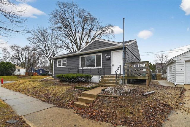 130 Buckingham LANE, Madison, WI 53714