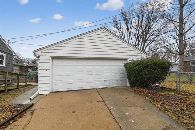 130 Buckingham LANE, Madison, WI 53714