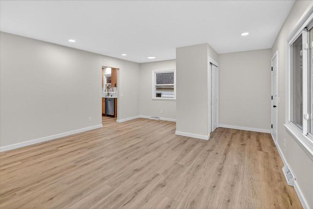 130 Buckingham LANE, Madison, WI 53714