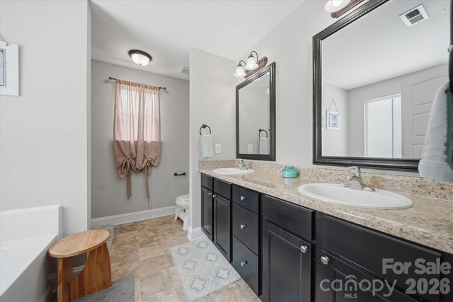 136 Mountain Island Drive, Statesville, NC 28677