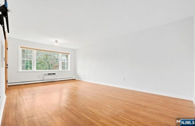 605 Grove Street, Clifton, NJ 07013