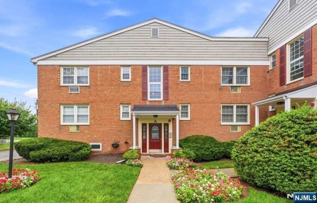 605 Grove Street, Clifton, NJ 07013
