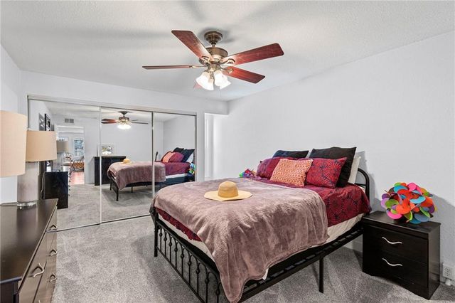 4727 Jarboe Street 23, Kansas City, MO 64112