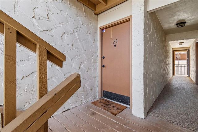 4727 Jarboe Street 23, Kansas City, MO 64112