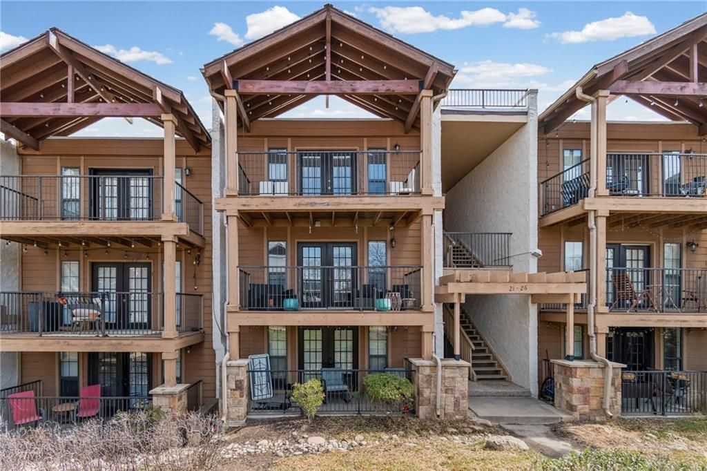 4727 Jarboe Street 23, Kansas City, MO 64112