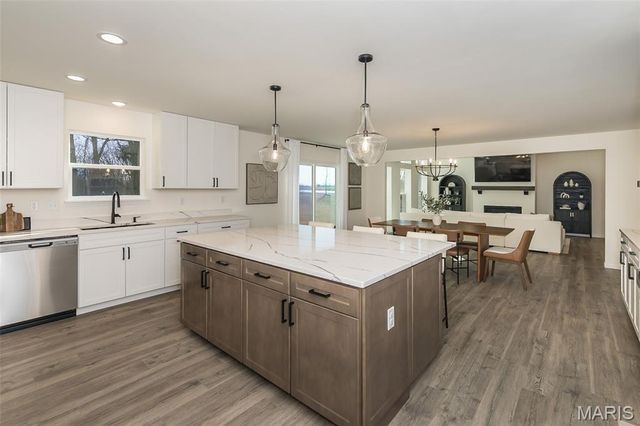 310 Osprey Court, Lake St Louis, MO 63367