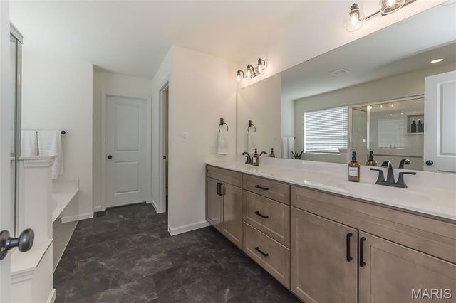 310 Osprey Court, Lake St Louis, MO 63367