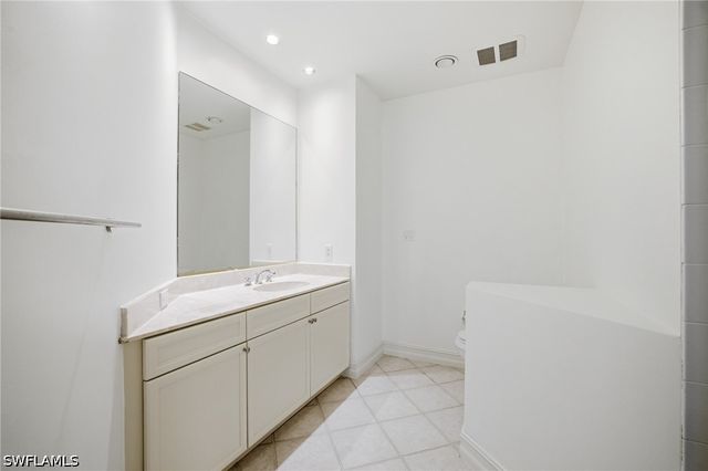 4801 Island Pond CT 405, Bonita Springs, FL 34134