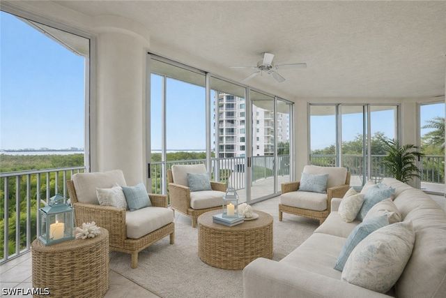 4801 Island Pond CT 405, Bonita Springs, FL 34134