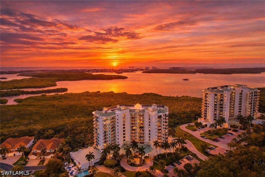 4801 Island Pond CT 405, Bonita Springs, FL 34134