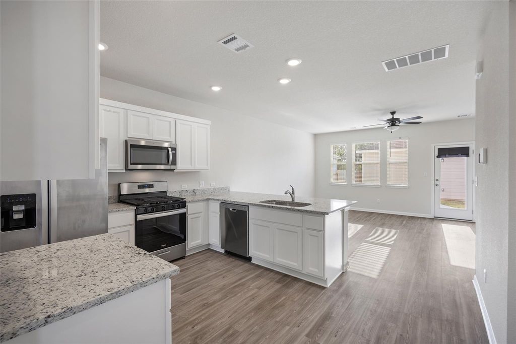 2412 Jack Nora WAY, Round Rock, TX 78665