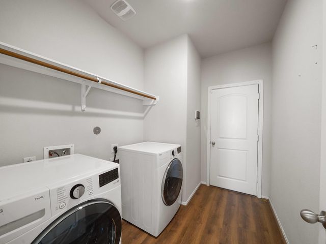 14206 Rainier Peak Crossing, Conroe, TX 77384