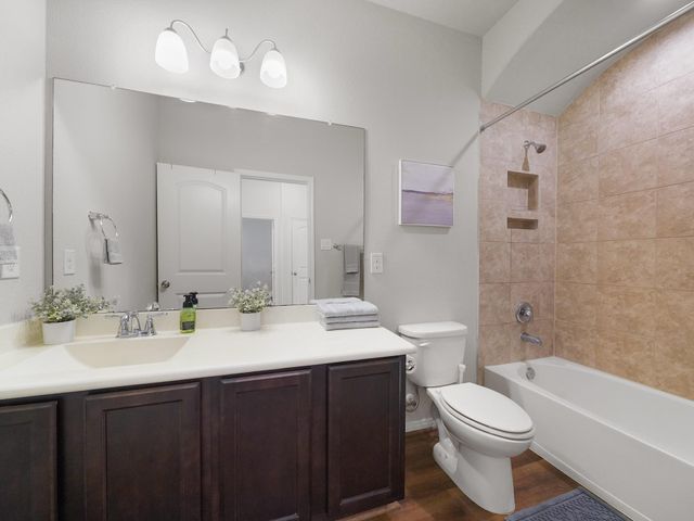 14206 Rainier Peak Crossing, Conroe, TX 77384