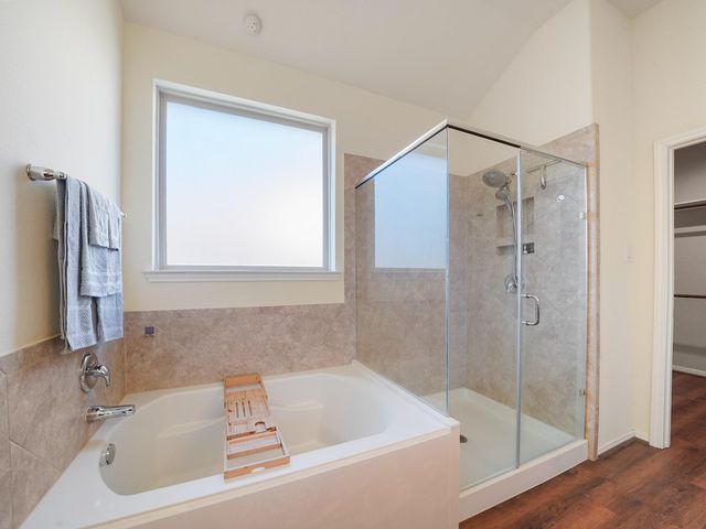 14206 Rainier Peak Crossing, Conroe, TX 77384