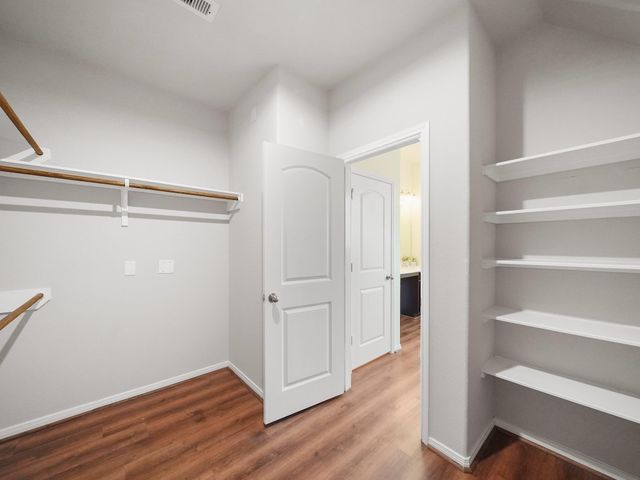 14206 Rainier Peak Crossing, Conroe, TX 77384