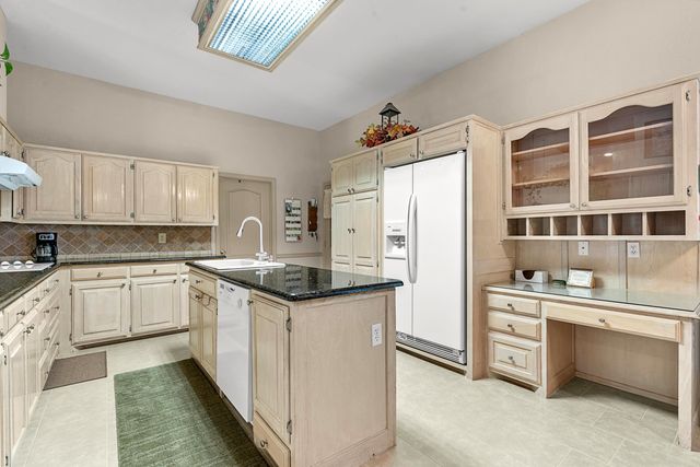 3221 Lopez Court, Longview, TX 75605