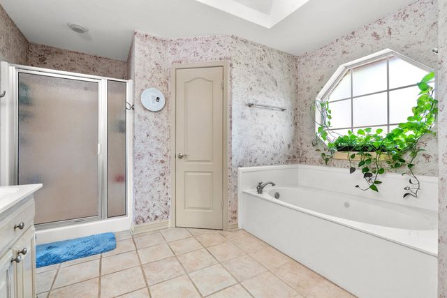 3221 Lopez Court, Longview, TX 75605