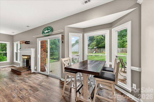 1045 Fairway Ridge Road NW, Concord, NC 28027