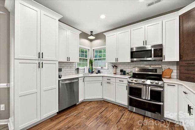 1045 Fairway Ridge Road NW, Concord, NC 28027