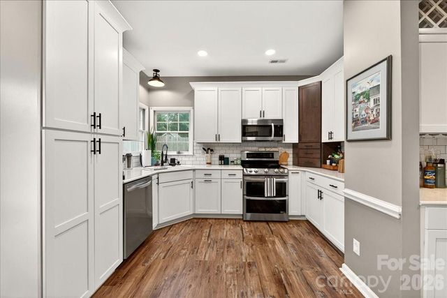 1045 Fairway Ridge Road NW, Concord, NC 28027