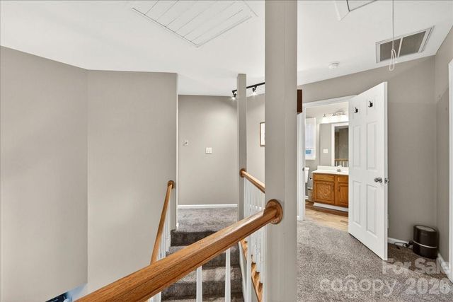 1045 Fairway Ridge Road NW, Concord, NC 28027