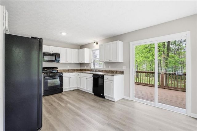 278 Willow Bend Drive, Hiram, GA 30141