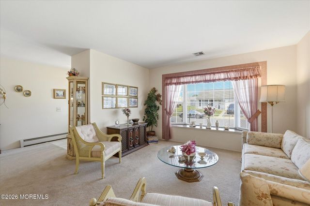 196 Pulaski Boulevard, Toms River, NJ 08757