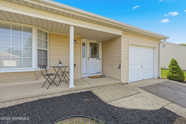 196 Pulaski Boulevard, Toms River, NJ 08757