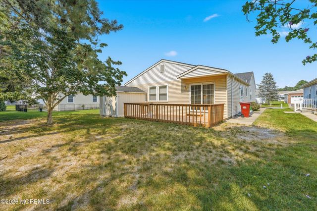 196 Pulaski Boulevard, Toms River, NJ 08757