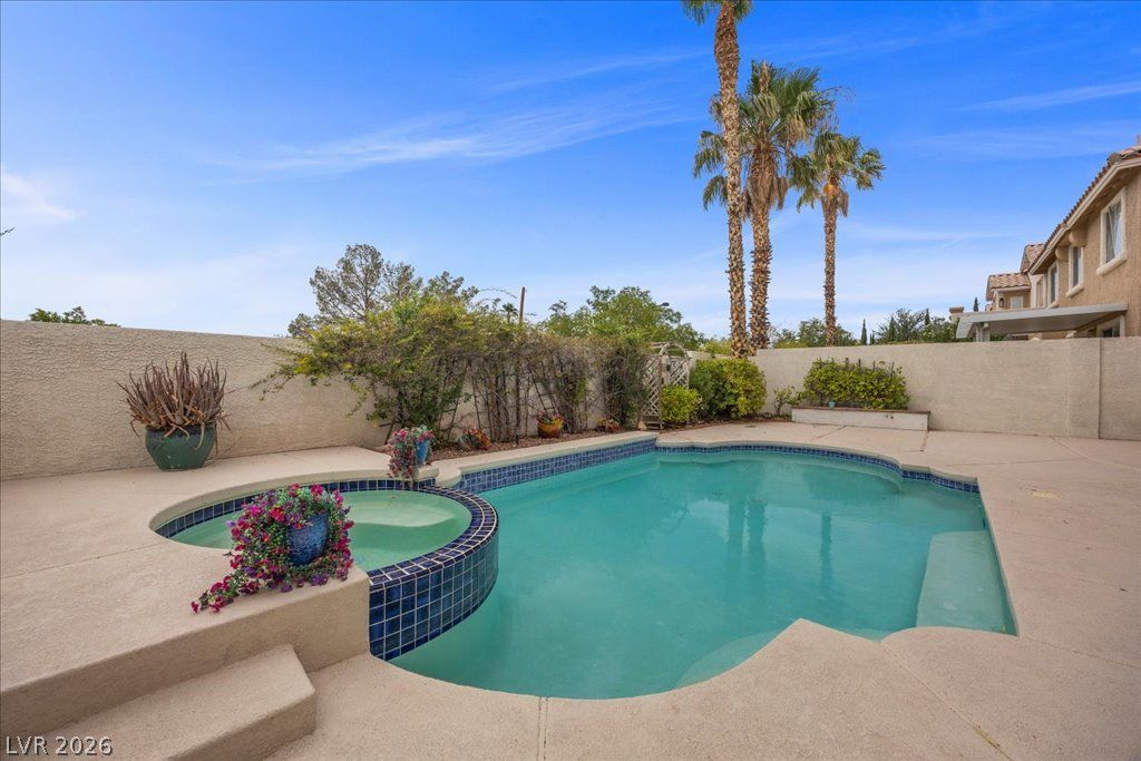 1524 Cross Country Street, Las Vegas, NV 89144 — photo 2