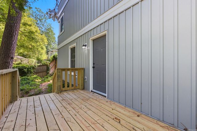 26 Tallyho Ln, Little Rock, AR 72227