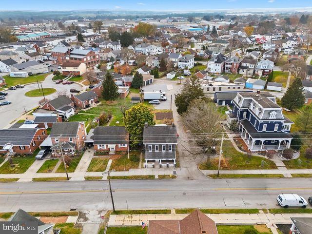 348 HIGH ST, Hanover, PA 17331