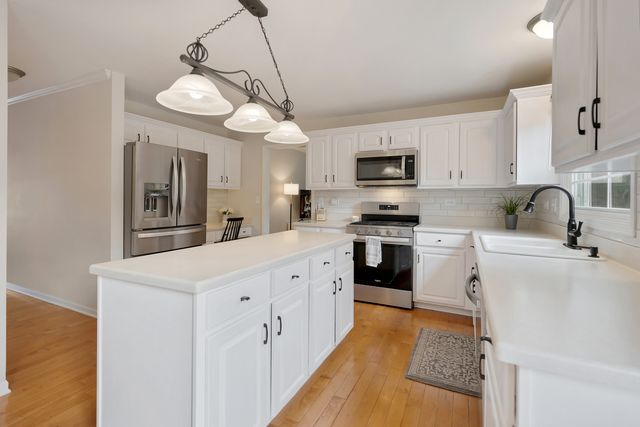 1971 Peach Tree Lane, Algonquin, IL 60102