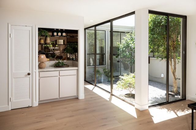 1 Bay Tree Lane, Los Altos, CA 94022