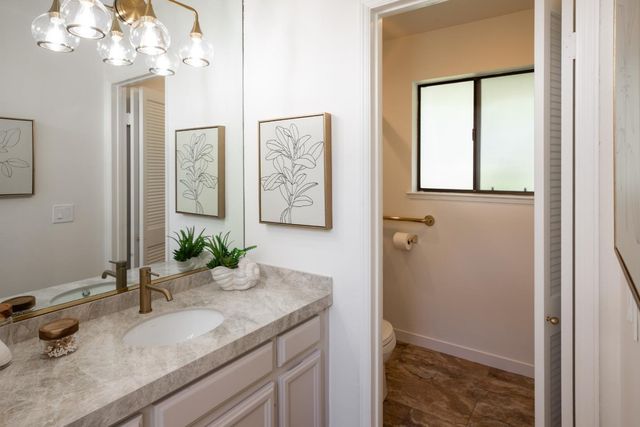 1 Bay Tree Lane, Los Altos, CA 94022