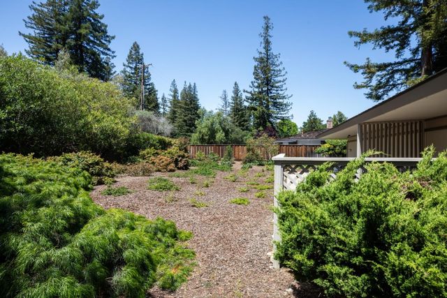 1 Bay Tree Lane, Los Altos, CA 94022