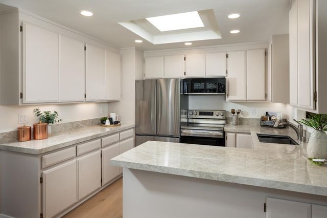 1 Bay Tree Lane, Los Altos, CA 94022