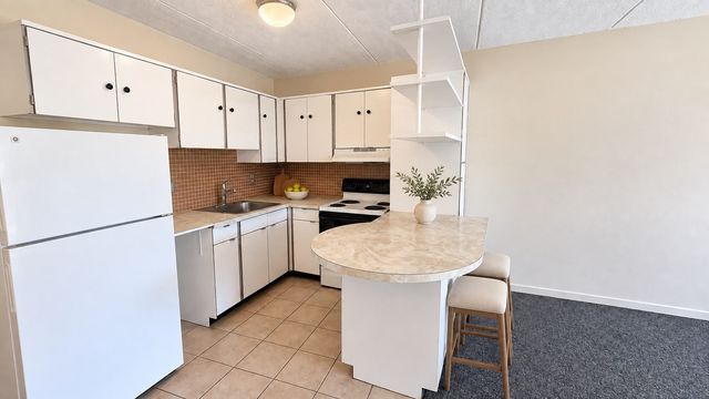 200 Swanton St 313, Winchester, MA 01890